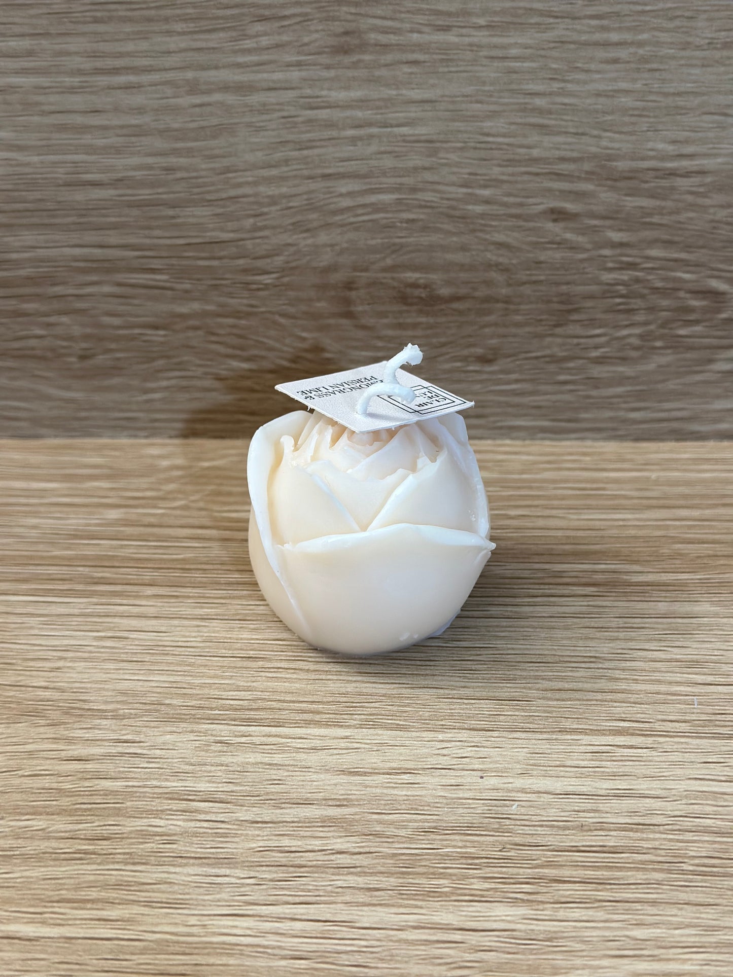 Mini rose candle