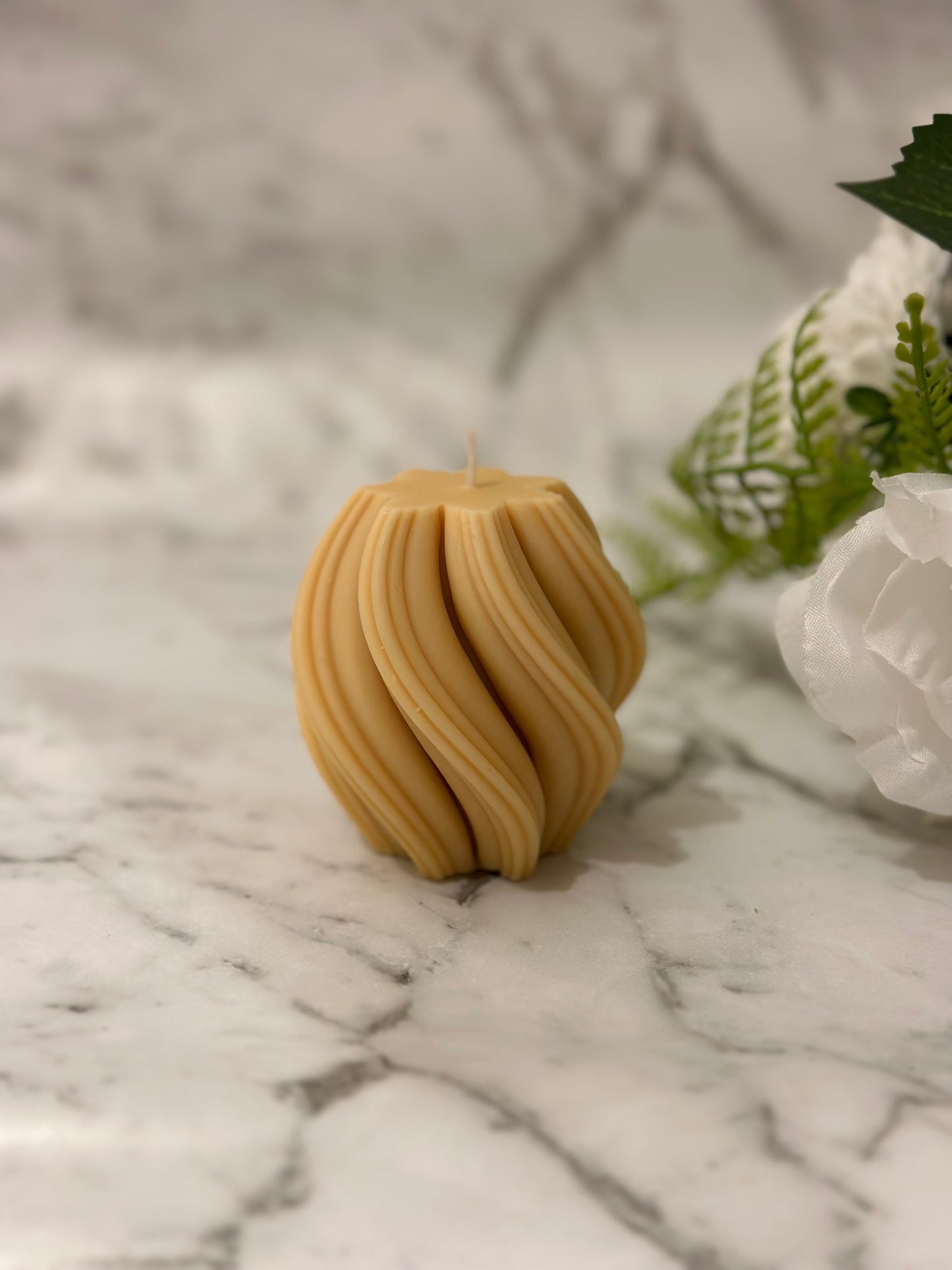 Swirl candle