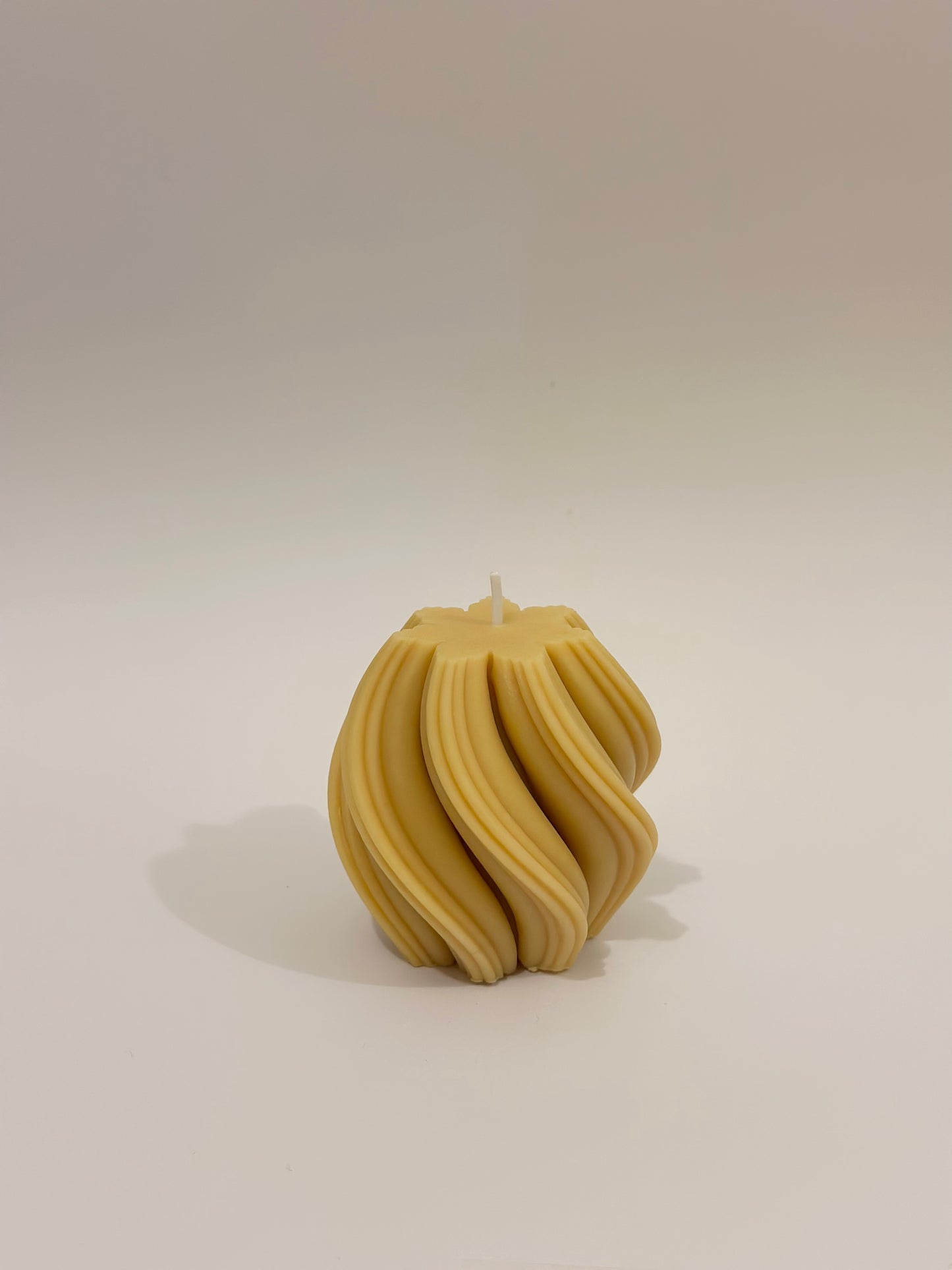 Swirl candle