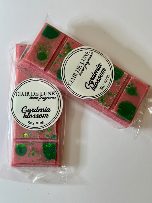 Gardenia blossom snap bar