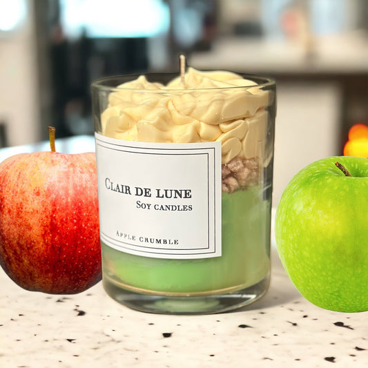 Apple crumble candle