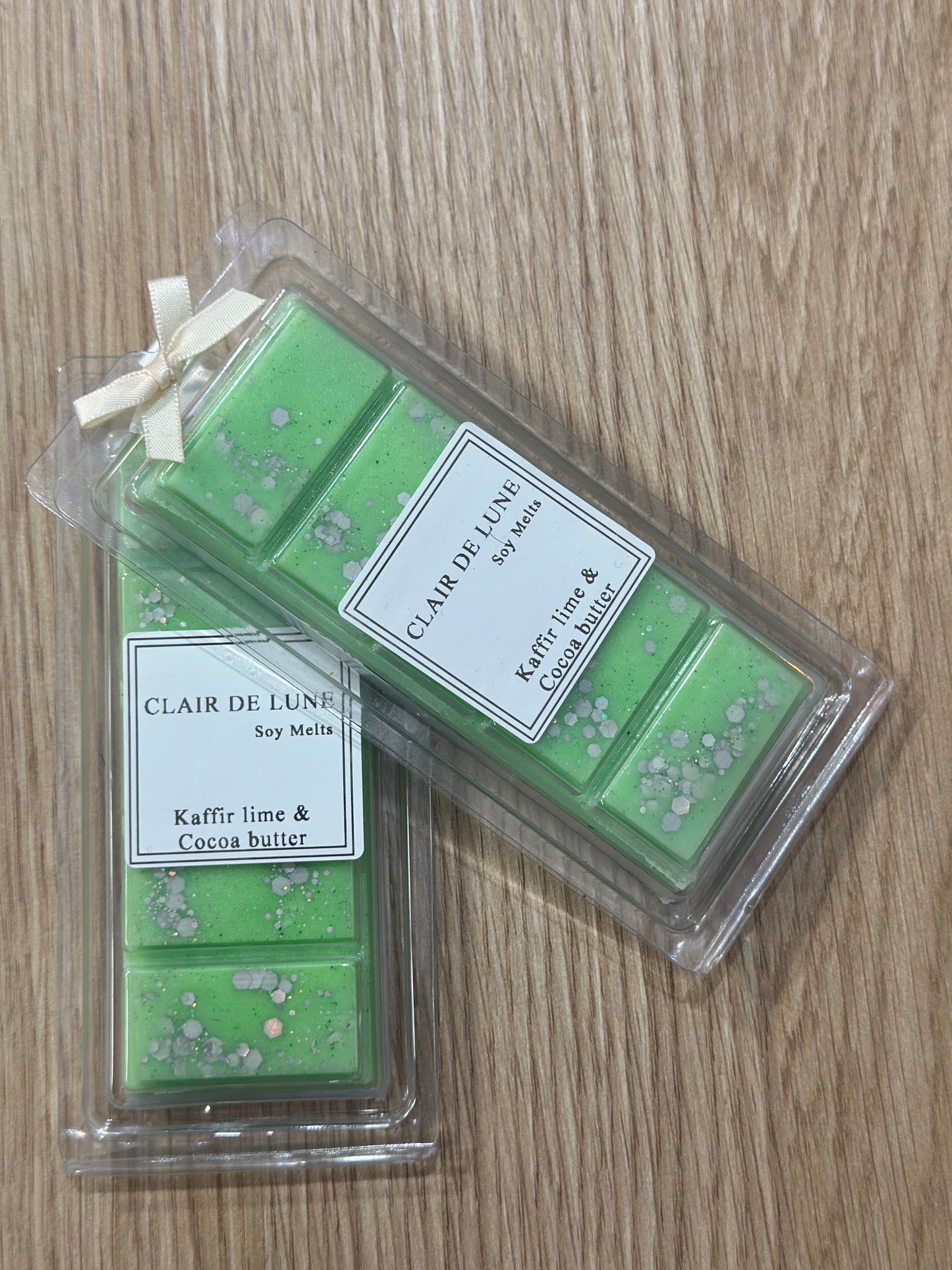 Kaffir lime and cocoa butter snap bar