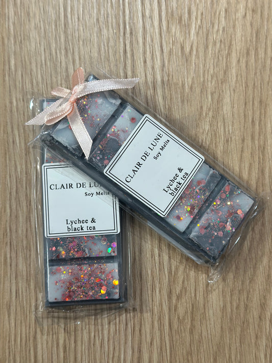 Lychee & black tea snap bar