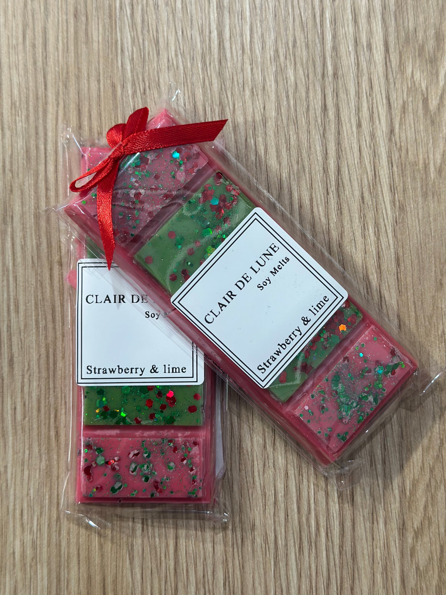 Strawberry & lime snap bar