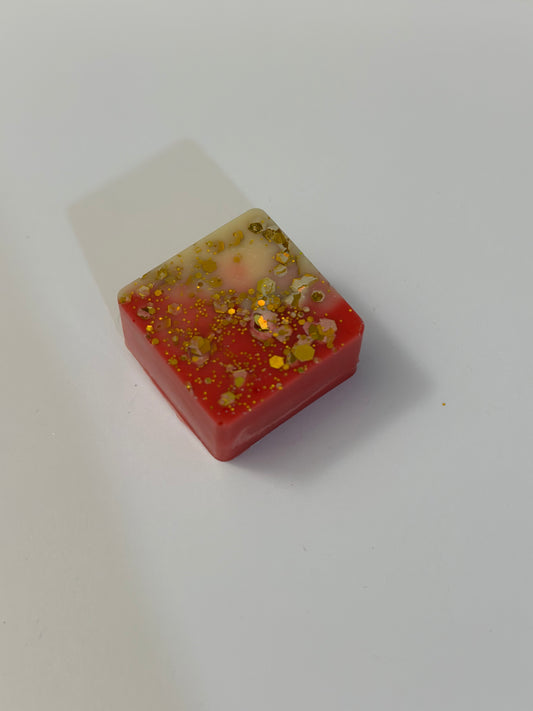 Champagne and strawberries mini melt